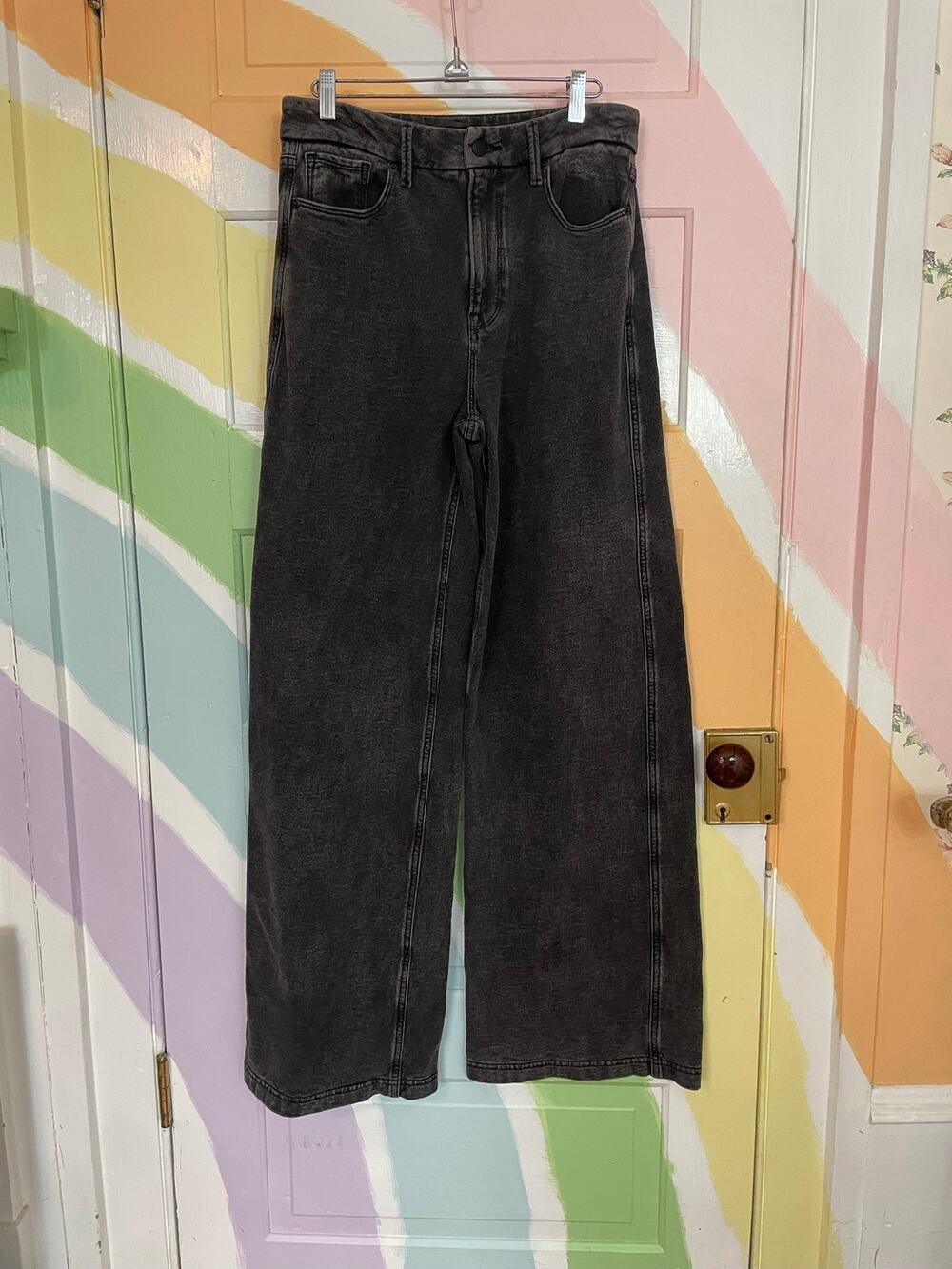 Good American Jeanius Good Skate Sweatpants Black Wide Leg Jeans 8/29